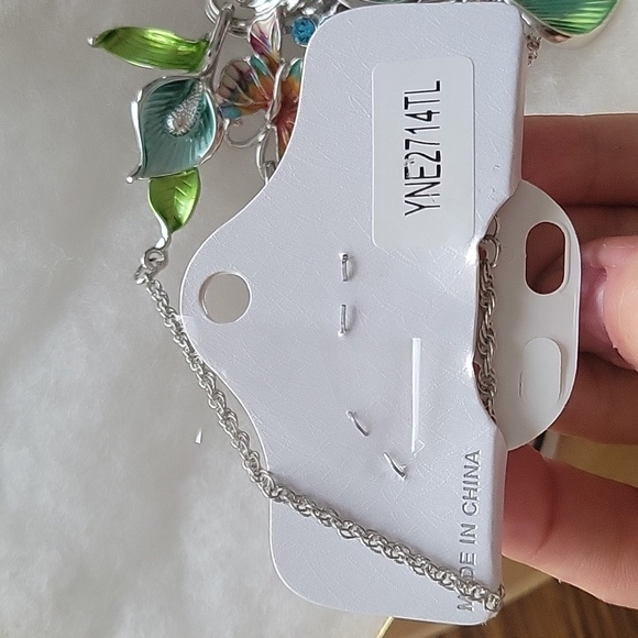 Statement Butterfly and Flower Necklace - Picture 4 of 4